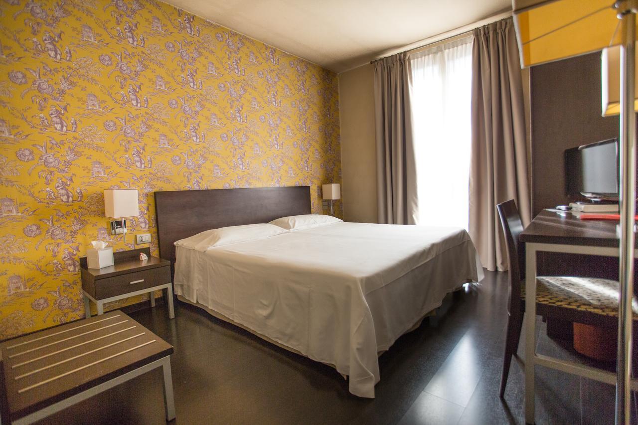 Hotel Fortyfive Chivasso Zewnętrze zdjęcie