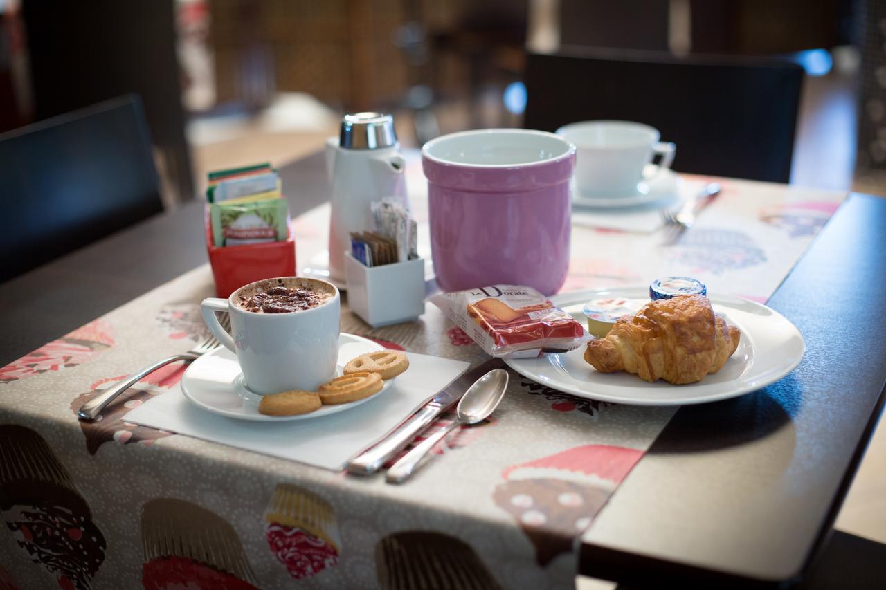 Hotel Fortyfive Chivasso Zewnętrze zdjęcie