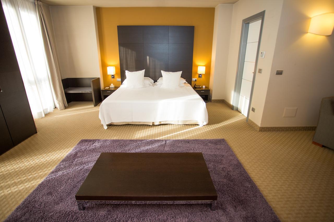 Hotel Fortyfive Chivasso Zewnętrze zdjęcie